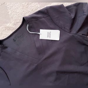 FIGS CASMA 3 POCKET TOP